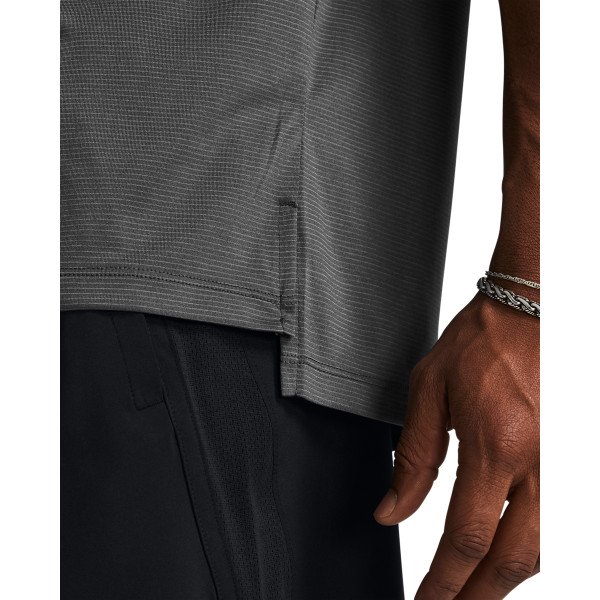 UA LAUNCH SHORTSLEEVE